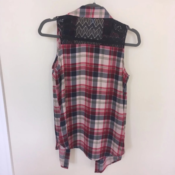 blouse - Picture 2 of 2